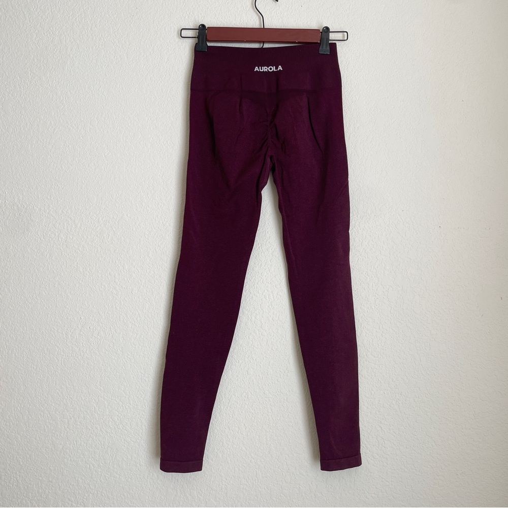 Aurola black cherry workout leggings- seamless scrunch